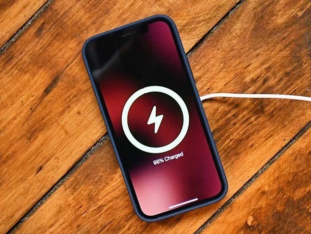 昭平苹果手机维修分享iPhone 12可以随便充电吗 